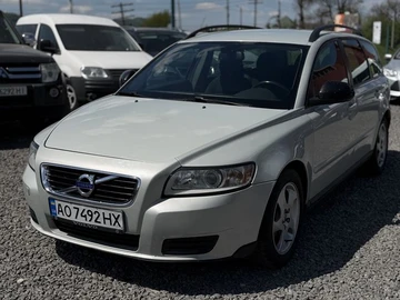 Авто Volvo V50 2011 № 8758312
