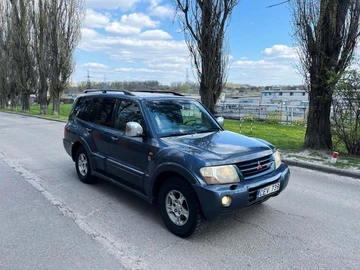 Авто Mitsubishi Pajero 2002 № 8758552