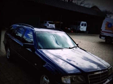 Авто Mercedes C Серия 2000 № 8758598
