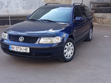 Авто Volkswagen Passat Variant 2000 № 8758678