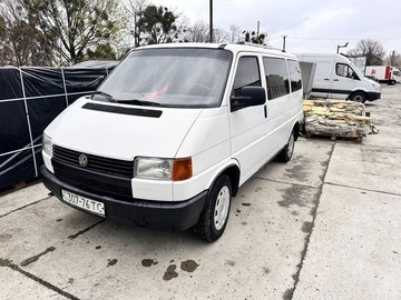 Авто Volkswagen Transporter 1994 № 8758719