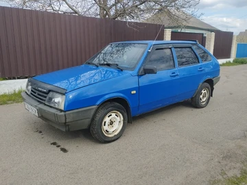 Авто ВАЗ 2109 1990 № 8758770
