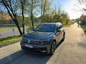 Авто Volkswagen Tiguan 2019 № 8758913