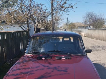 Авто ВАЗ 2107 1992 № 8759134