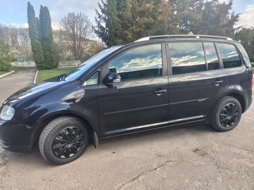 Авто Volkswagen Touran 2005 № 8759198