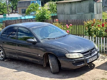Авто Opel Omega 1995 № 8759405
