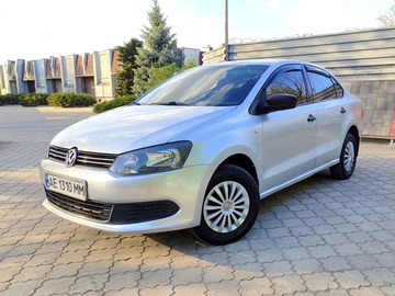 Авто Volkswagen Polo 2011 № 8759586