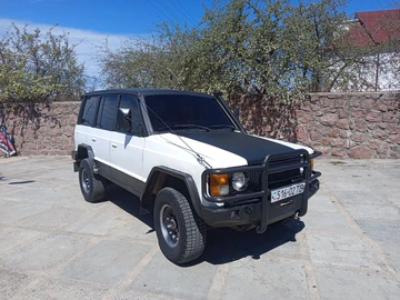 Авто Isuzu Trooper 1986 № 8759604