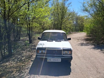 Авто ВАЗ 2107 2004 № 8759671