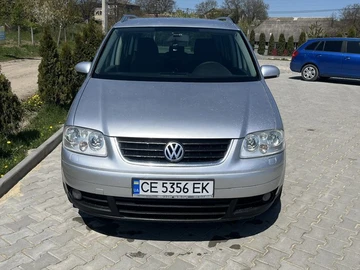 Авто Volkswagen Touran 2004 № 8759848