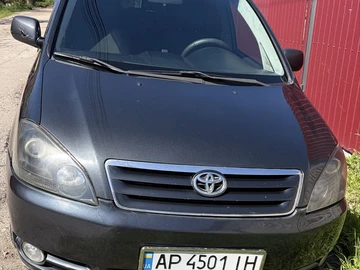 Авто Toyota Avensis Verso 2002 № 8759947