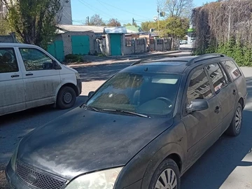 Авто Ford Mondeo 2004 № 8760104