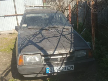 Авто ВАЗ 2109 1992 № 8760172