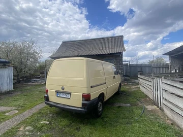Авто Volkswagen Transporter 1999 № 8760188