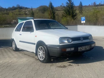 Авто Volkswagen Golf 1993 № 8760381