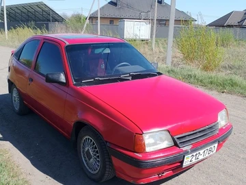 Авто Opel Kadett 1991 № 8760397