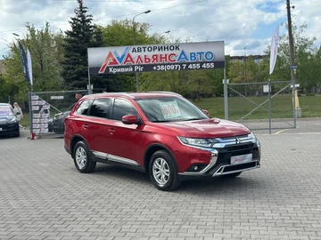 Авто Mitsubishi Outlander 2018 № 8760415