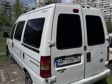 Авто Peugeot Expert 2000 № 8760451