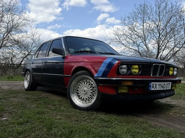 Авто BMW 3 Серия 1985 № 8760458