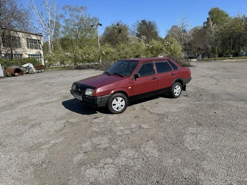 Авто ВАЗ 21099 2000 № 8760535