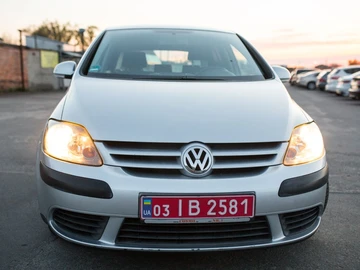 Авто Volkswagen Golf Plus 2006 № 8760566