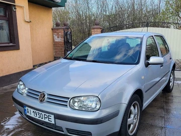 Авто Volkswagen Golf 2000 № 8760636