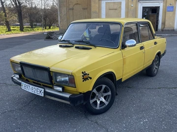 Авто ВАЗ 2107 1984 № 8760651