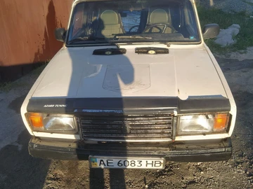Авто ВАЗ 2107 1996 № 8760763