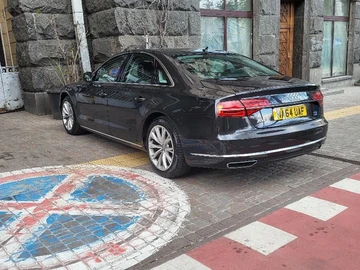Авто Audi A8 2015 № 8760850