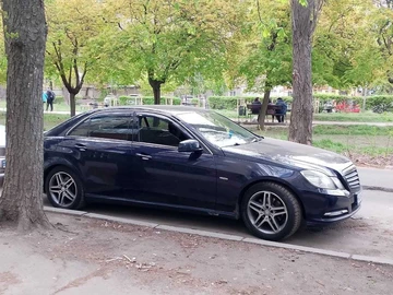 Авто Mercedes E Серия 2011 № 8760895