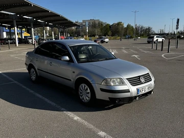 Авто Volkswagen Passat Sedan 2001 № 8760896