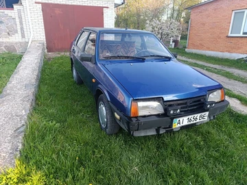 Авто ВАЗ 21099 1993 № 8760931