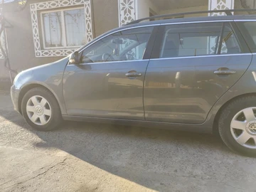 Авто Volkswagen Golf 2009 № 8760942