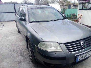 Авто Volkswagen Passat Variant 2003 № 8761093