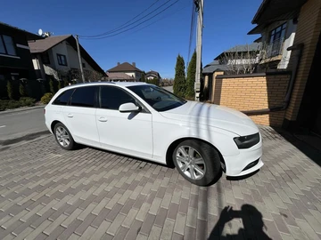 Авто Audi A4 2014 № 8761146