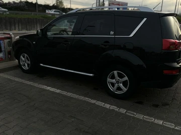 Авто Peugeot 4007 2010 № 8761290