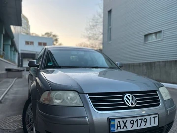 Авто Volkswagen Passat Sedan 2003 № 8761301