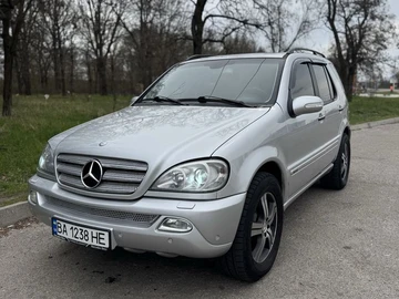 Авто Mercedes Ml Серия 2002 № 8761358