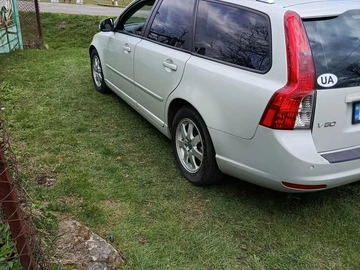 Авто Volvo V50 2011 № 8761671