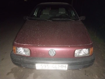 Авто Volkswagen Passat Variant 1990 № 8761716