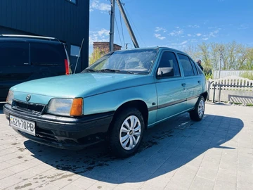 Авто Opel Kadett 1990 № 8761847