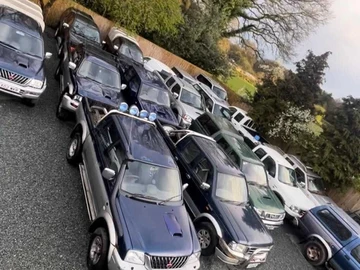 Авто Mitsubishi L 200 2006 № 8762087