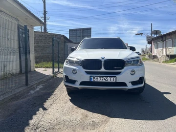 Авто BMW X5 2015 № 8762311