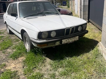 Авто BMW 5 Серия 1984 № 8762453