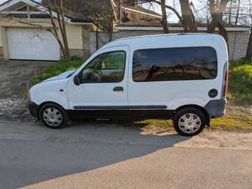 Авто Renault Kangoo Passenger 2000 № 8762513