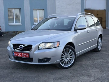 Авто Volvo V50 2011 № 8762680