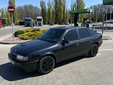 Авто Opel Vectra 1990 № 8762702
