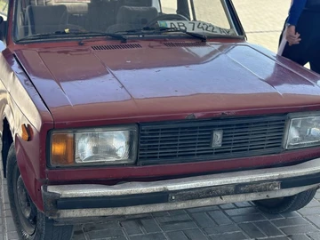 Авто ВАЗ 2105 1991 № 8762761