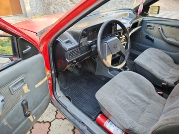 Авто Opel Kadett 1985 № 8762781
