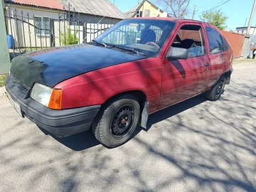 Авто Opel Kadett 1990 № 8762951